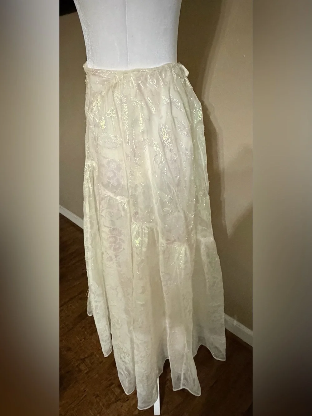 NWT Tory Burch Gretchen Skirt Ivory Iridescent Floral Midi Size 4 NWT $995
